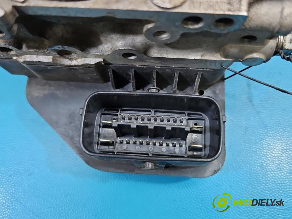 Toyota Rav4 IV 2013-2018 2.0 16V 151KM automatic 111 kW 1987 cm3 5- čerpadlo abs 44540-42280 (Pumpa ABS)