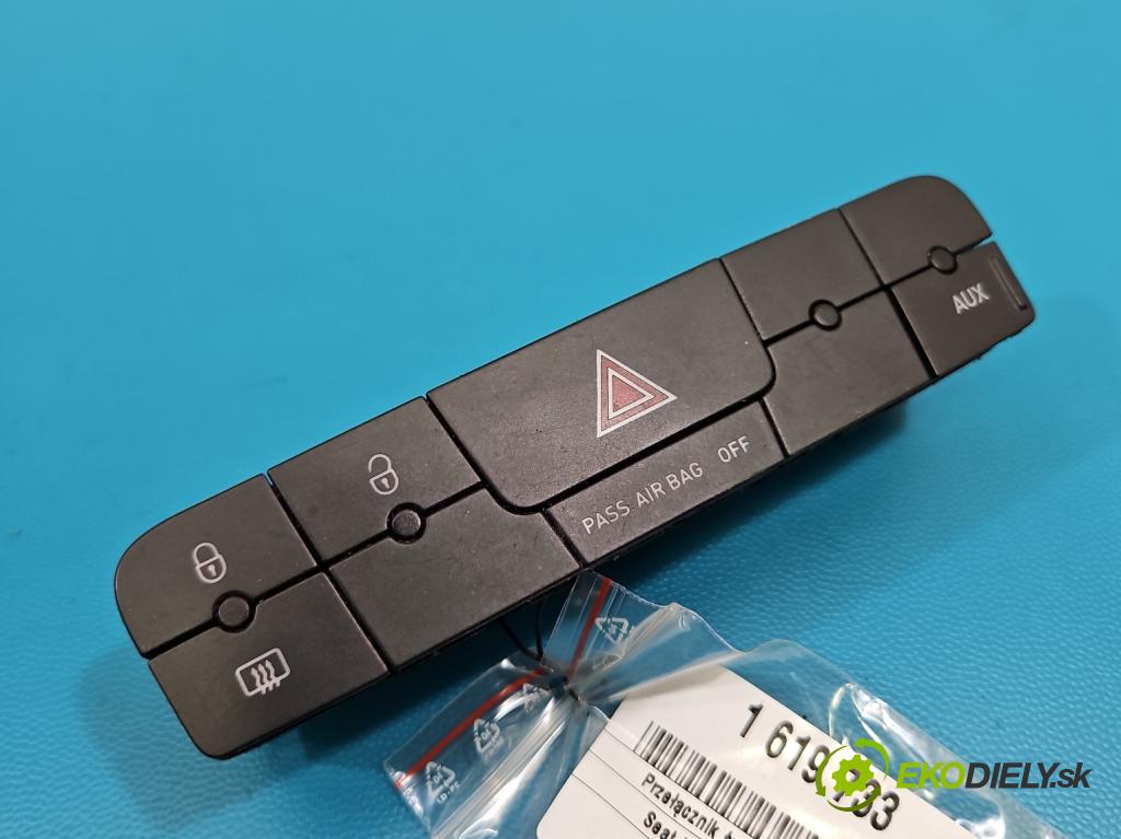 Seat Ibiza IV 6J 2008-2017 1.4 tdi BMS 80 hp manual 59 kW 1422 cm3 5- Přepínač světel nouzový: 6J0927137B