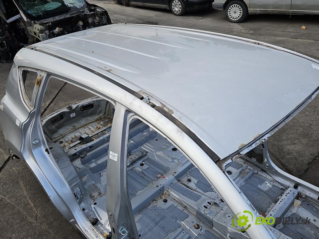 Toyota Rav4 IV 2013-2018 2.0 16V 151KM automatic 111 kW 1987 cm3 5- Strecha: