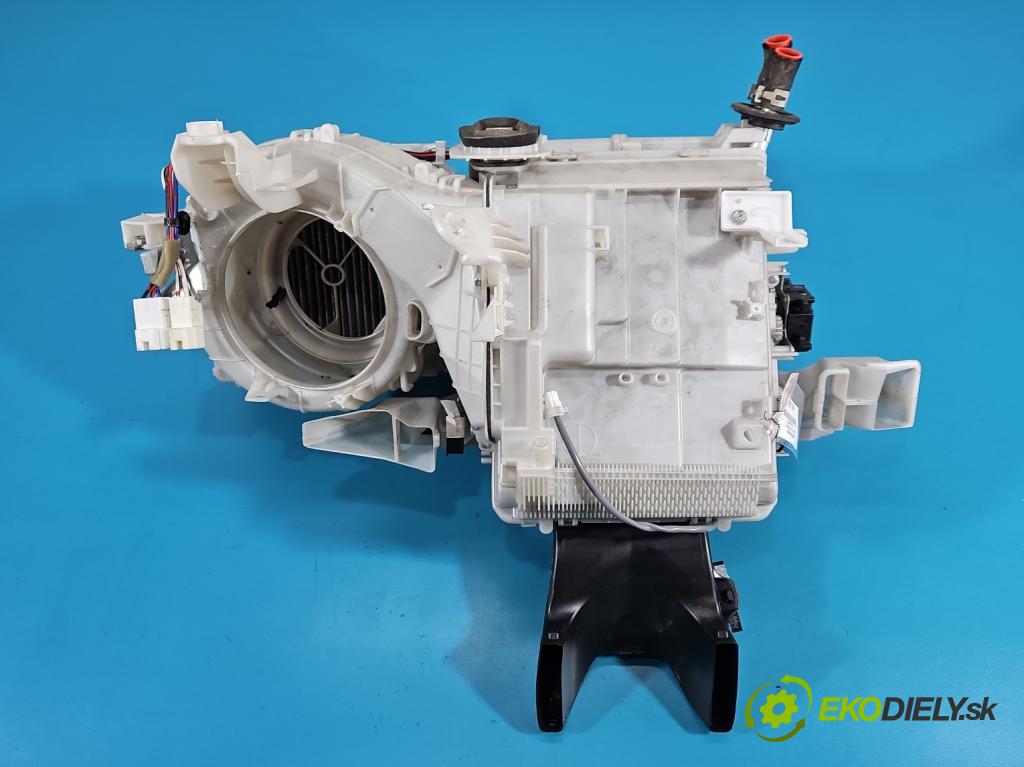 Toyota Rav4 IV 2013-2018 2.0 16V 151KM automatic 111 kW 1987 cm3 5- radiátor 094800-0051 (Radiátor topení)