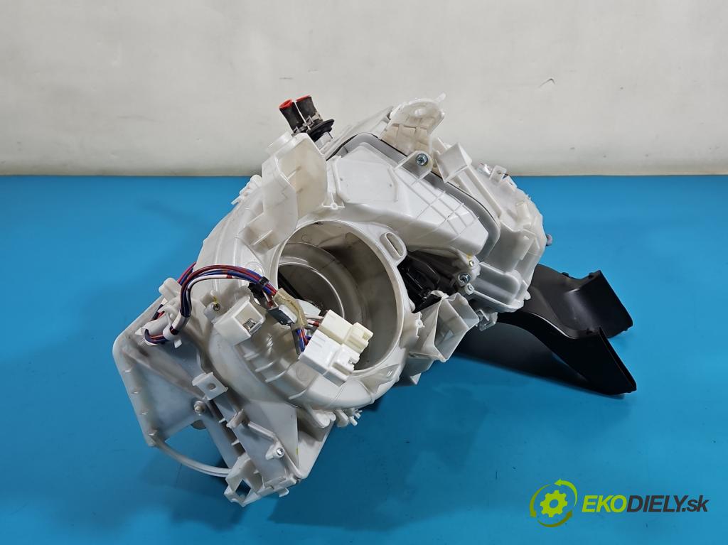 Toyota Rav4 IV 2013-2018 2.0 16V 151KM automatic 111 kW 1987 cm3 5- radiátor 094800-0051 (Radiátor topení)