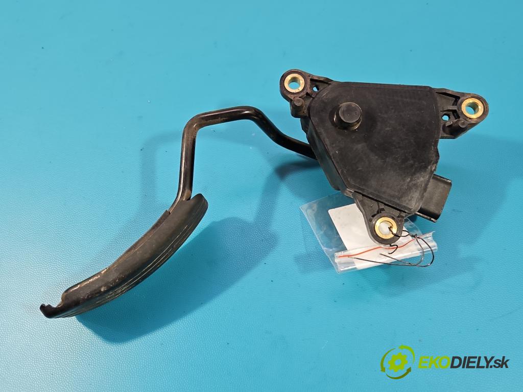 Renault Clio III 2005-2012 1.2 16V 75 HP manual 55 kW 1149 cm3 5- pedal plyn potenciometr: 8200297335