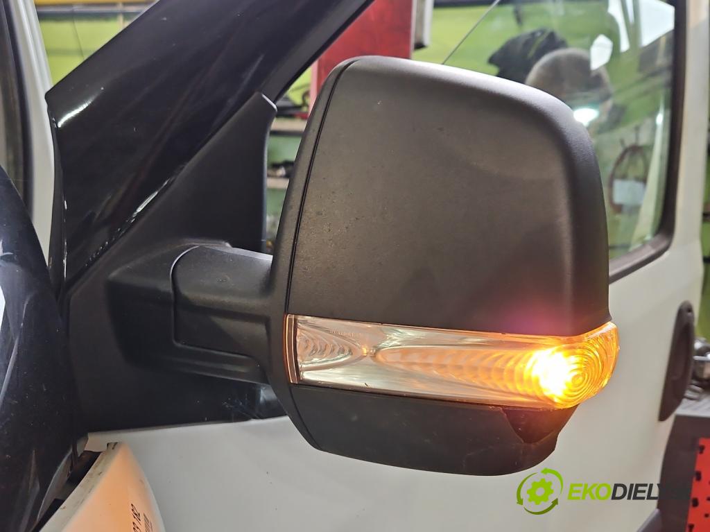 Opel Combo D 2011-2018 1.6 cdti 105 hp manual 77 kW 1598 cm3 5- zpětné zrcátko levé  (Klika dveří ostatní)