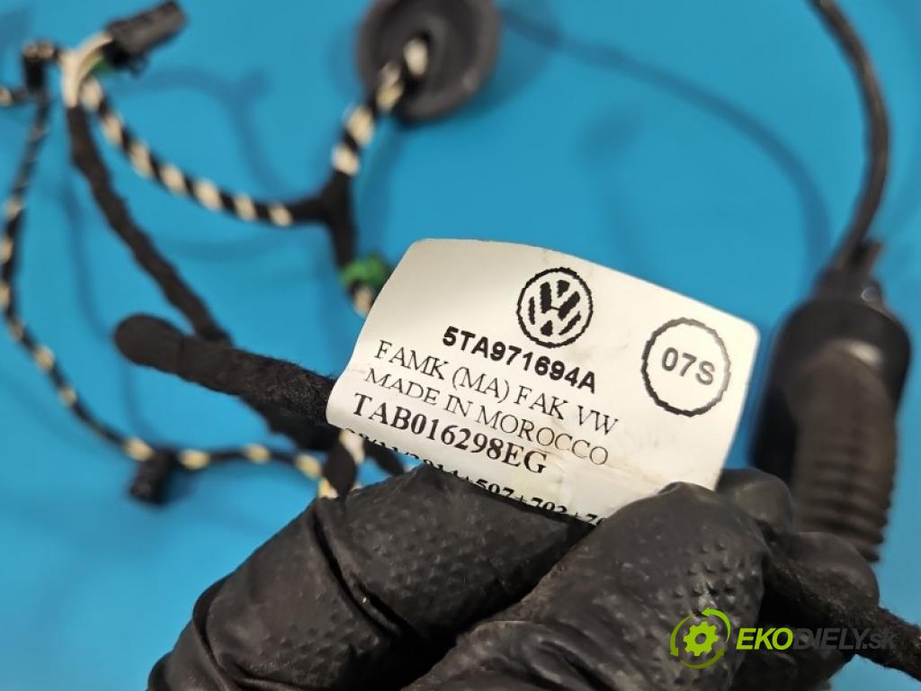 Vw Touran II 2015- 2.0 tdi DFE 150 hp automatic 110 kW 1968 cm3 5- Balíček: dveře zadní pravých 5TA971694A
