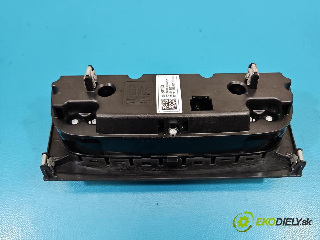 Opel Astra V  2015-2022 1.2 12V 131 hp manual 96 kW 1199 cm3 5- palubní deska panel topení 39158163