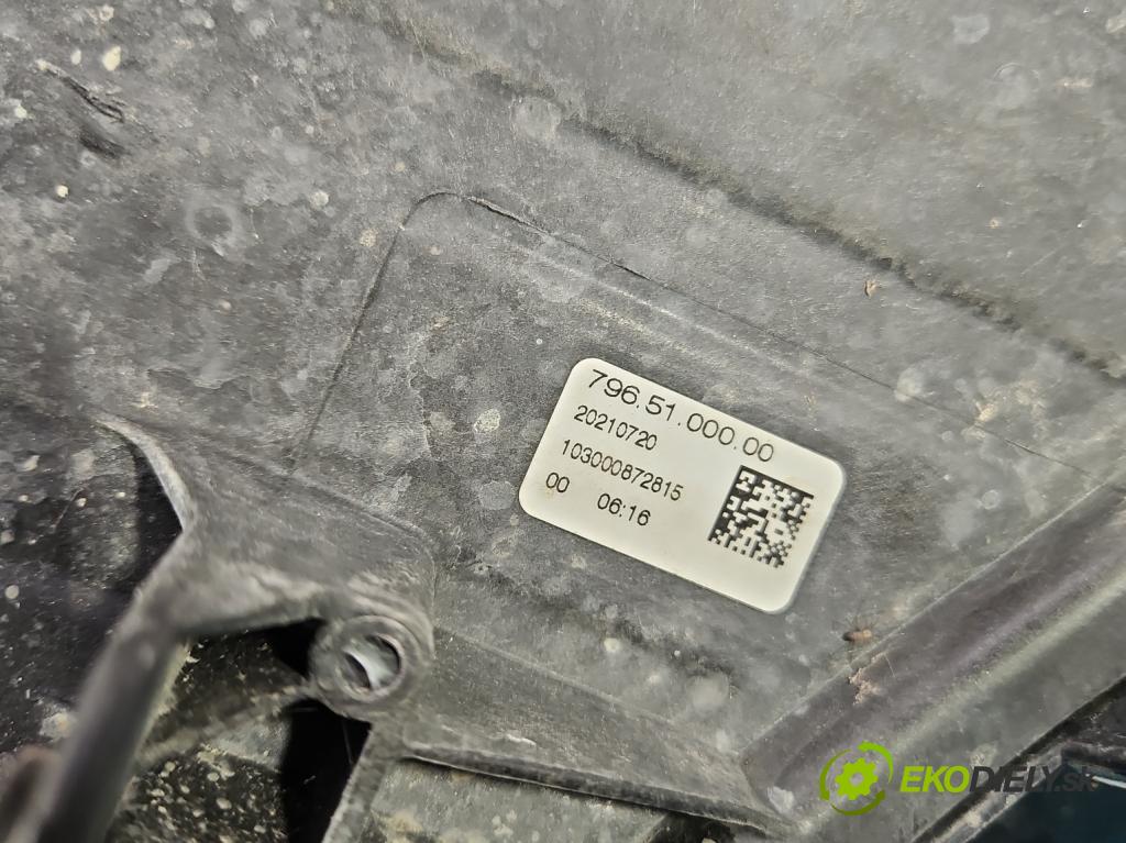 Opel Astra V  2015-2022 1.2 12V 131 hp manual 96 kW 1199 cm3 5- světlo levý 39195688 (Klika dveří ostatní)