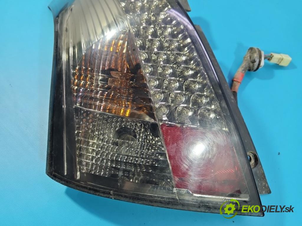 Suzuki Swift Mk6 2005-2010 1.3 16V 92 hp manual 68 kW 1328 cm3 5- světlo zadní levé blatník: