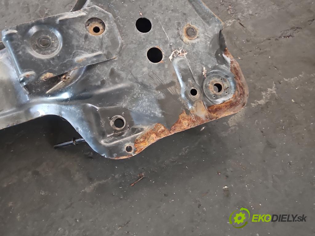 Opel Corsa D 2006-2014 1.3 cdti 90 hp manual 66 kW 1248 cm3 3- výztuha motoru