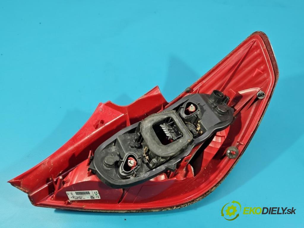 Opel Corsa D 2006-2014 1.3 cdti 90 hp manual 66 kW 1248 cm3 3- světlo zadní levé blatník: 13186350