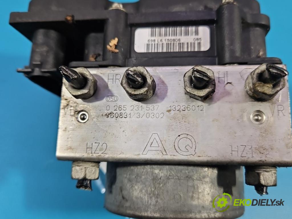 Opel Corsa D 2006-2014 1.3 cdti 90 HP manual 66 kW 1248 cm3 3- čerpadlo abs 0265800422 (Pumpa ABS)