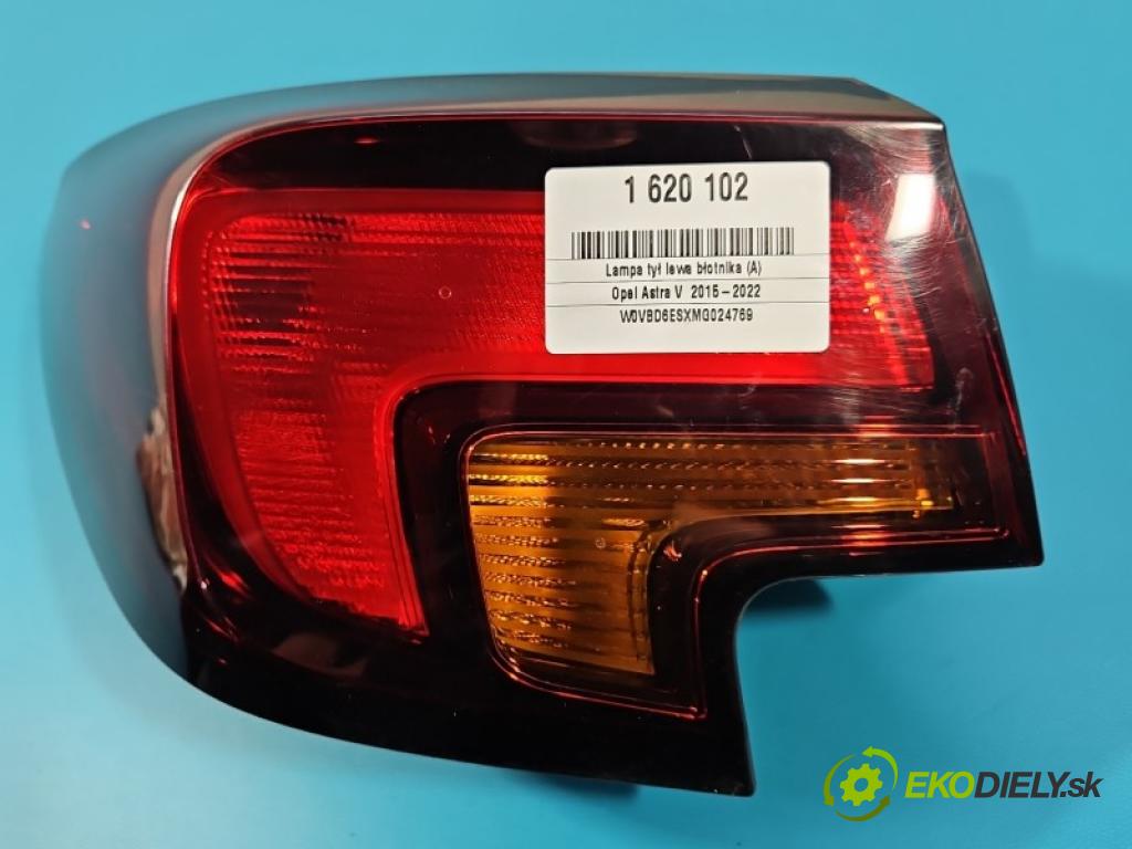 Opel Astra V  2015-2022 1.2 12V 131 hp manual 96 kW 1199 cm3 5- světlo zadní levé blatník: 39099014