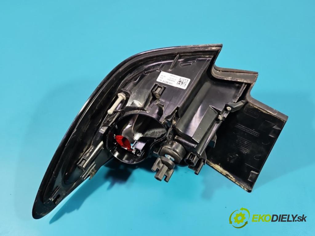Opel Astra V  2015-2022 1.2 12V 131 hp manual 96 kW 1199 cm3 5- světlo zadní levé blatník: 39099014