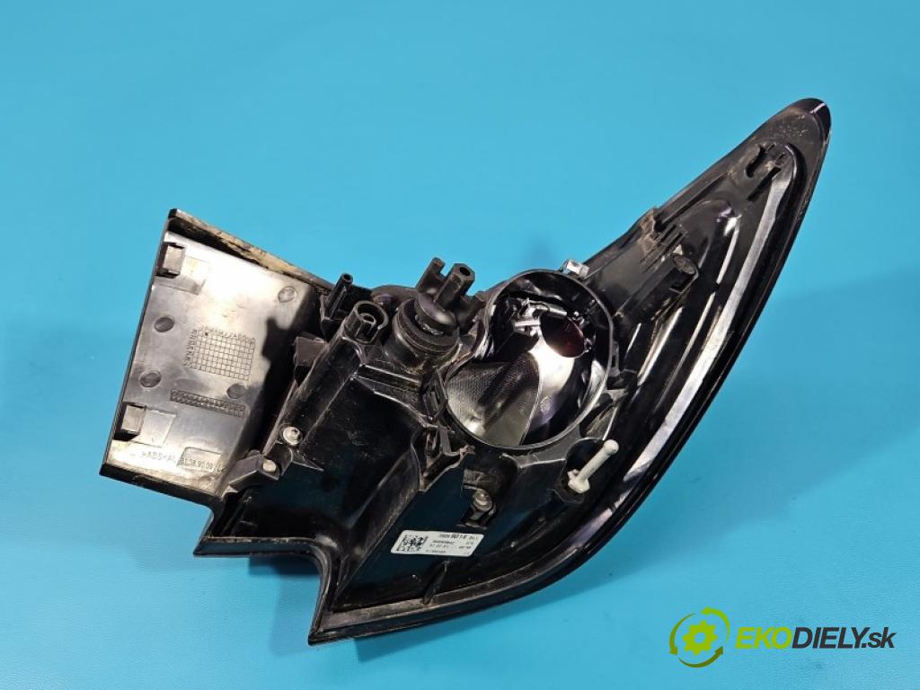Opel Astra V  2015-2022 1.2 12V 131 hp manual 96 kW 1199 cm3 5- světlo zadní levé blatník: 39099014