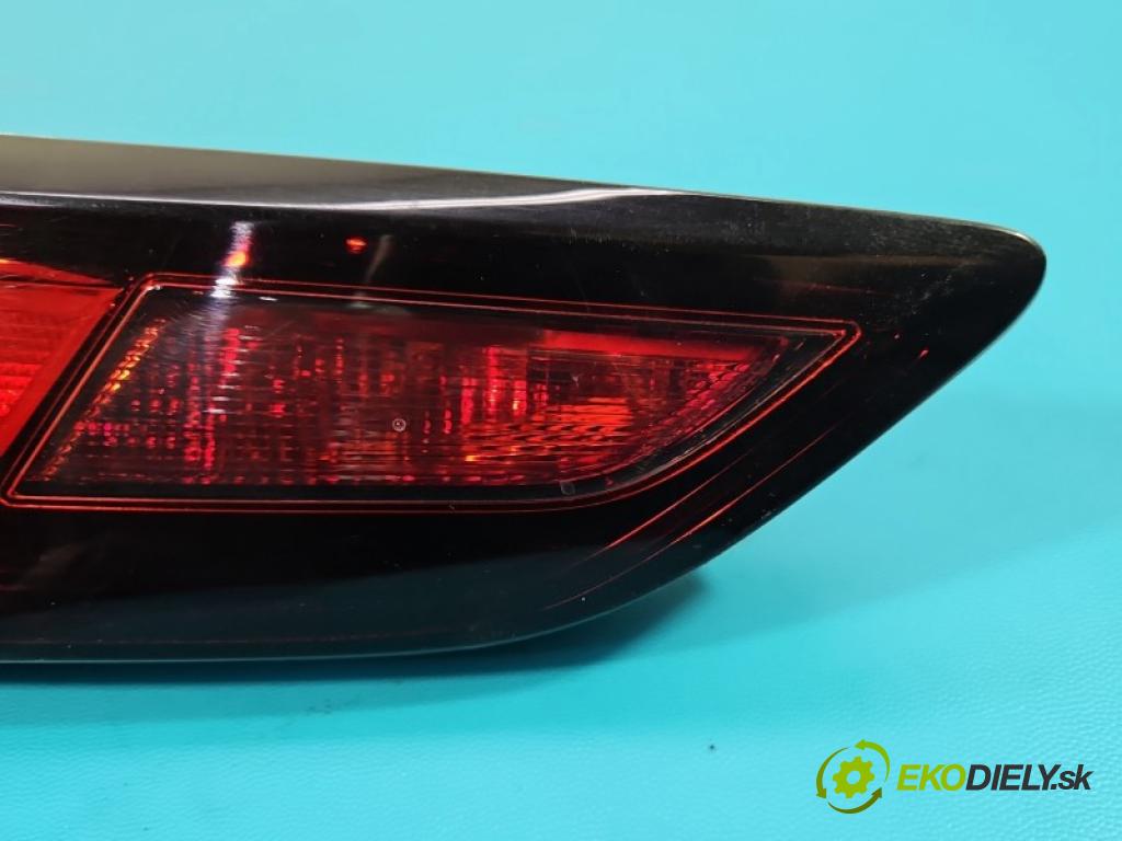 Opel Astra V  2015-2022 1.2 12V 131 hp manual 96 kW 1199 cm3 5- světlo zadní levé kufrových dveří 39098788