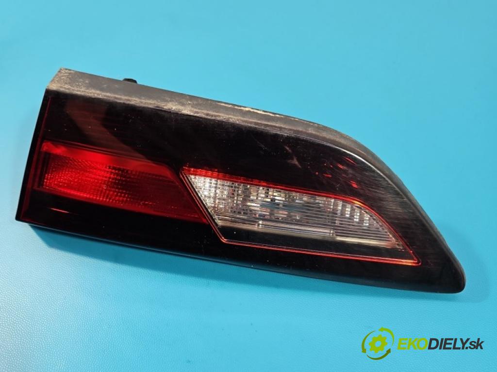 Opel Astra V  2015-2022 1.2 12V 131 hp manual 96 kW 1199 cm3 5- světlo zadní pravé kufrových dveří 39098789