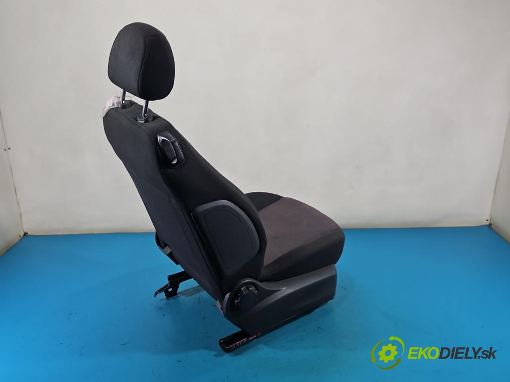 Opel Corsa D 2006-2014 1.3 cdti 90 HP manual 66 kW 1248 cm3 3- Sedačka pravý  (Sedadlo)