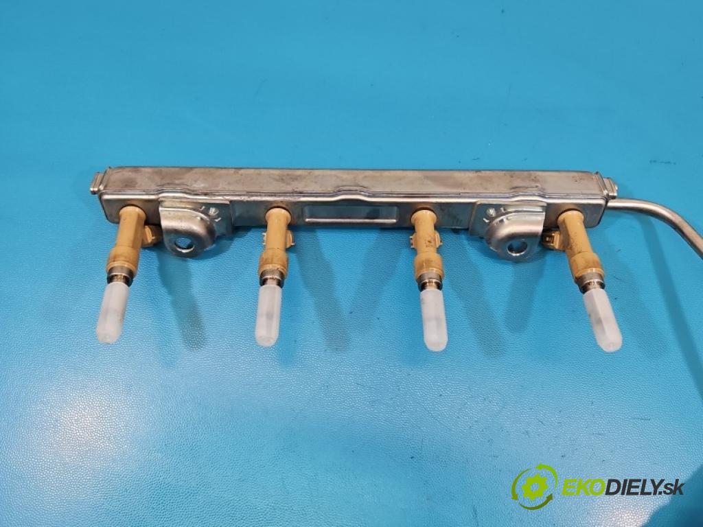 Toyota Corolla E21 2019- 1.6 16V 132 HP manual 97 kW 1598 cm3 4- vstrek benzín 23250-0T030