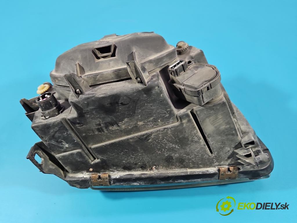 Audi A4 B5 1994-2001 1.9 tdi 110 HP manual 81 kW 1896 cm3 5- Reflektor: ľavý 301094201 (Kľučka dverí ostatné)