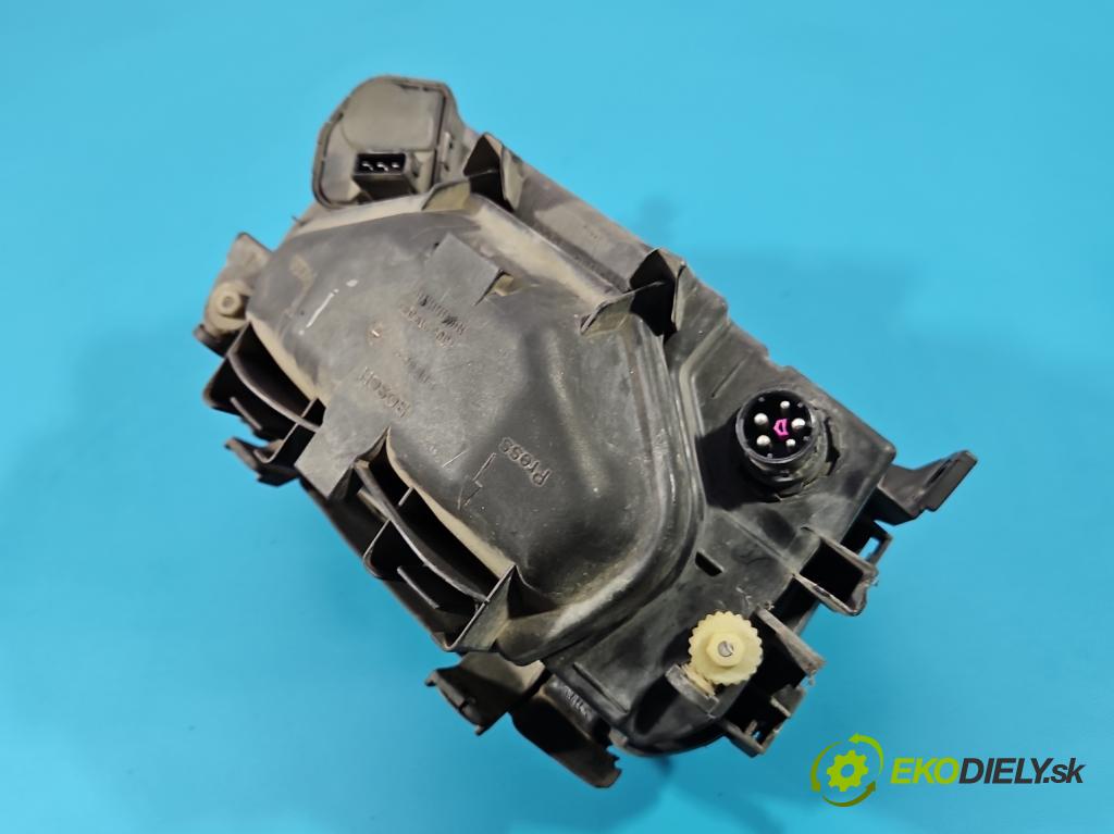 Audi A4 B5 1994-2001 1.9 tdi 110 HP manual 81 kW 1896 cm3 5- Reflektor: ľavý 301094201 (Kľučka dverí ostatné)