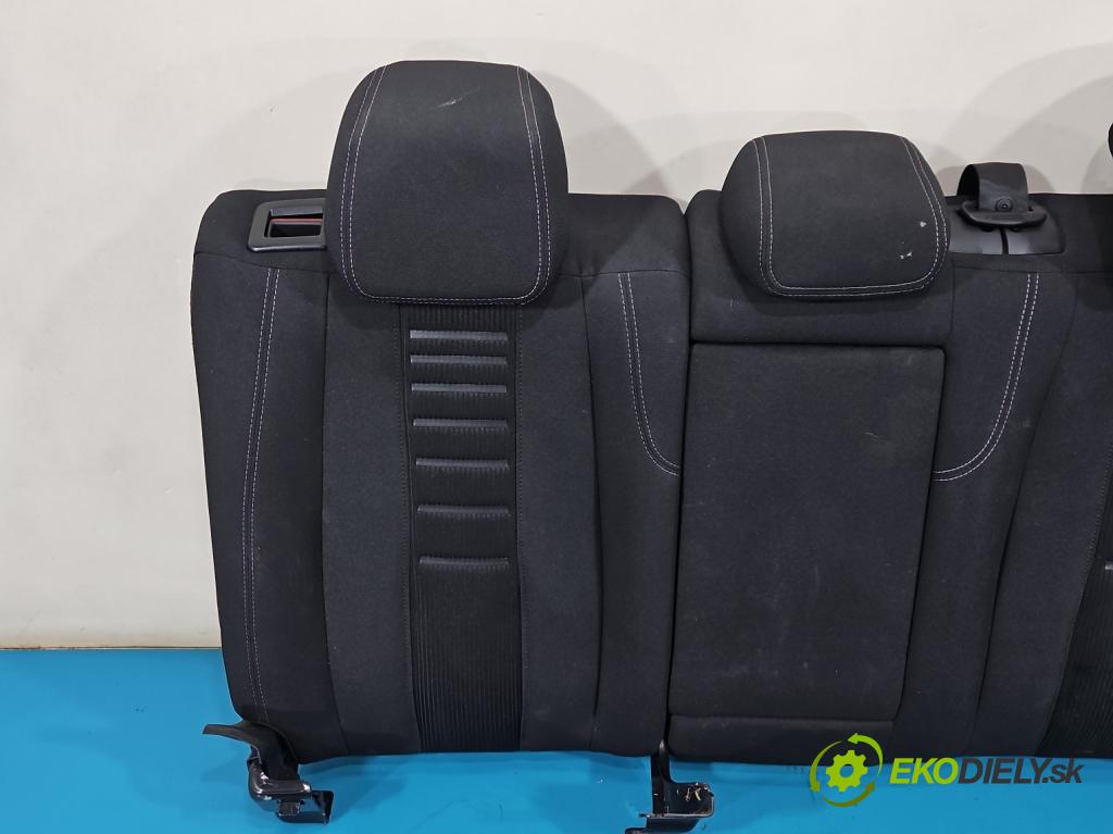 Peugeot 308 II 2013-2021 1.6 THP 125 hp manual 92 kW 1598 cm3 5- Pohovka: zadní  (Sedadlo)