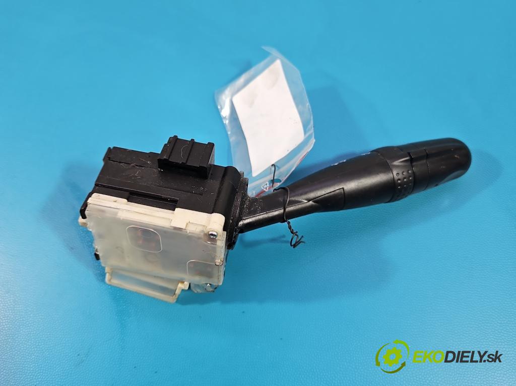 Suzuki Swift Mk6 2005-2010 1.3 16V 92 HP manual 68 kW 1328 cm3 5- prepínač smeroviek 173744 (Prepínacie páčky pod volantom)