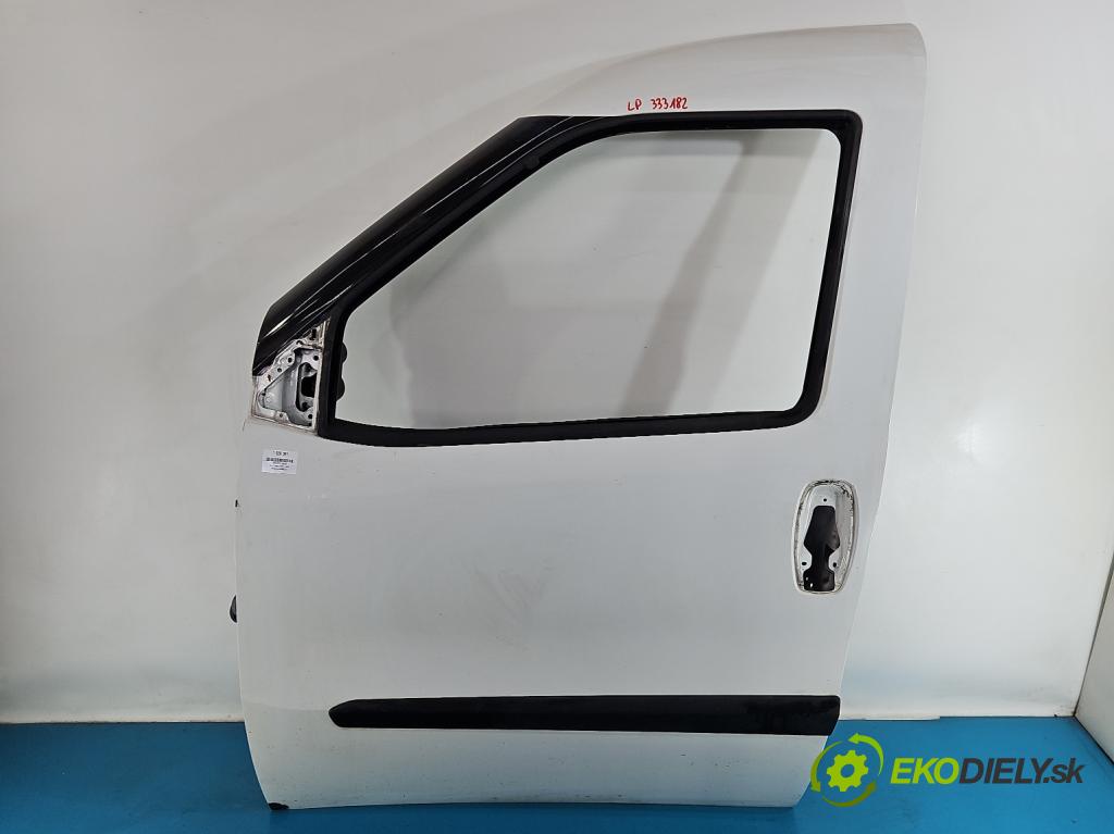Opel Combo D 2011-2018 1.6 cdti 105 hp manual 77 kW 1598 cm3 5- dveře přední levé  (Klika dveří ostatní)