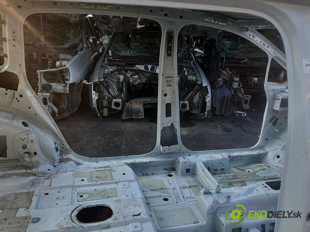 Vw Touran II 2015- 2.0 tdi DFE 150 hp automatic 110 kW 1968 cm3 5- práh levý  (Karoserie ostatní)