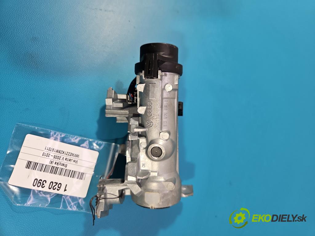 Vw Jetta V 2005-2010 1.4 TSI CAX 122 HP manual 90 kW 1390 cm3 4- Spínačka 1K0905851B (Spínacia skrinka)