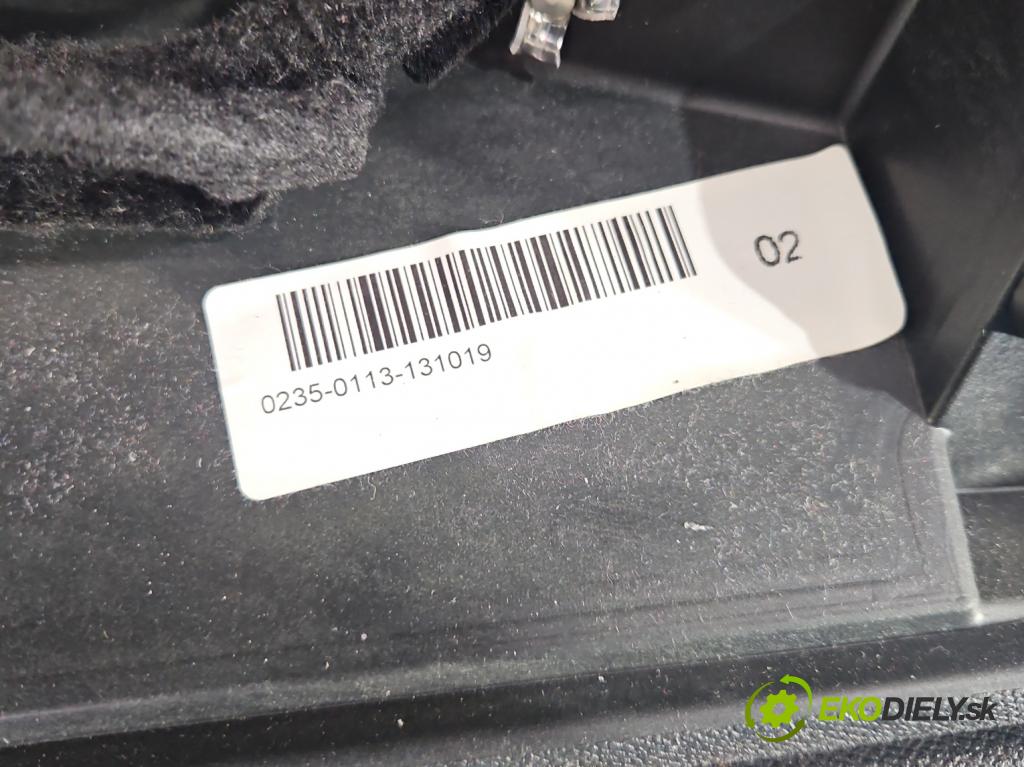 Peugeot 308 II 2013-2021 1.6 THP 125 hp manual 92 kW 1598 cm3 5- zadní kufrové dveře  (Zadní kapota (kufr))
