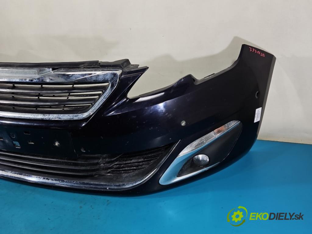 Peugeot 308 II 2013-2021 1.6 THP 125 HP manual 92 kW 1598 cm3 5- nárazník predné 9804996677 (Kľučka dverí ostatné)