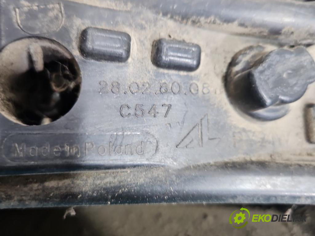 Fiat Panda II 2003-2012 1.1 8V 54 hp manual 40 kW 1108 cm3 5- světlo zadní pravé blatník: