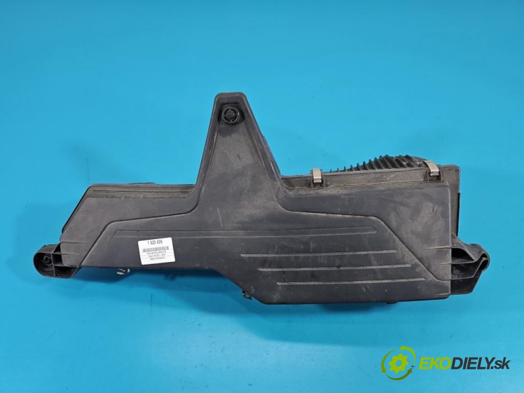 Bmw 3 F30 2011-2018 2.0d 163 hp automatic 120 kW 1995 cm3 4- obal filtra vzduchu 8511655 (Kryt vzduchového filtru)
