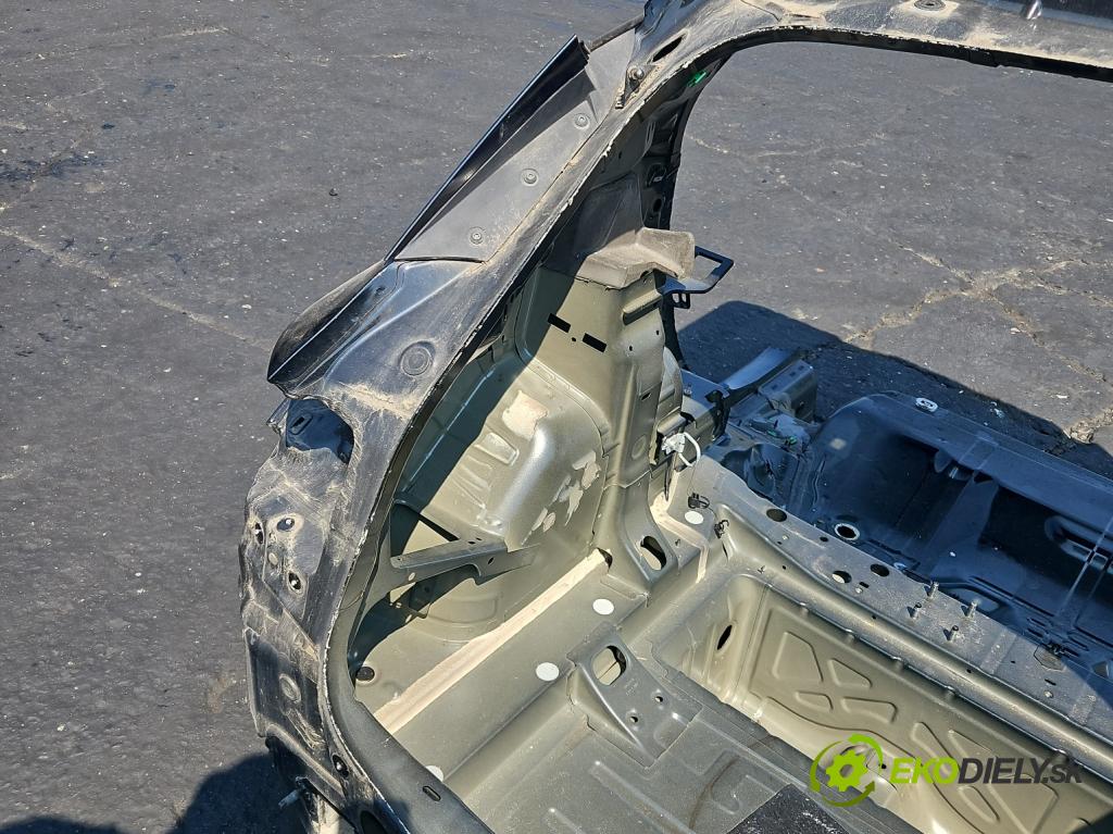 Opel Astra V  2015-2022 1.2 12V 131 hp manual 96 kW 1199 cm3 5- blatnik zadní levý