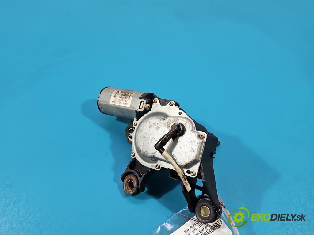 Seat Leon I 1999-2005 1.9 tdi 110 HP manual 81 kW 1896 cm3 5- motor stieračov zadné 1J6955711C