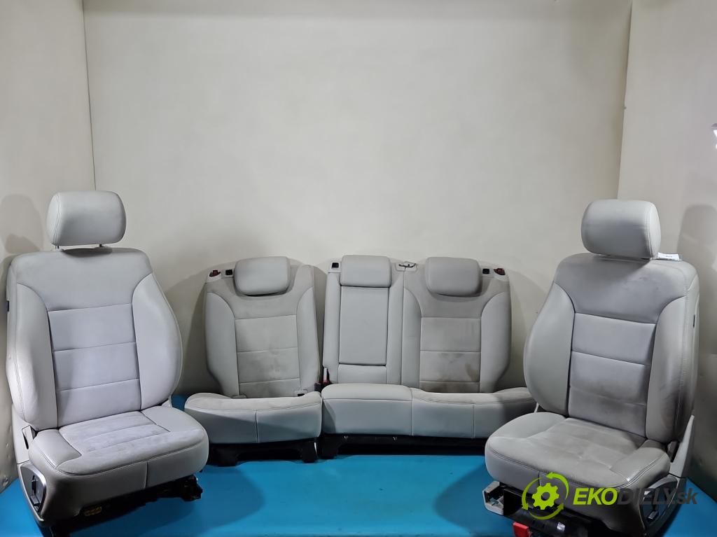 Mercedes ML W164 2005-2011 4.0 CDI 306KM automatic 225 kW 3996 cm3 5- sedačke: komplet