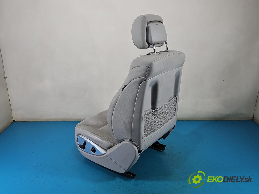 Mercedes ML W164 2005-2011 4.0 CDI 306KM automatic 225 kW 3996 cm3 5- sedačke: komplet