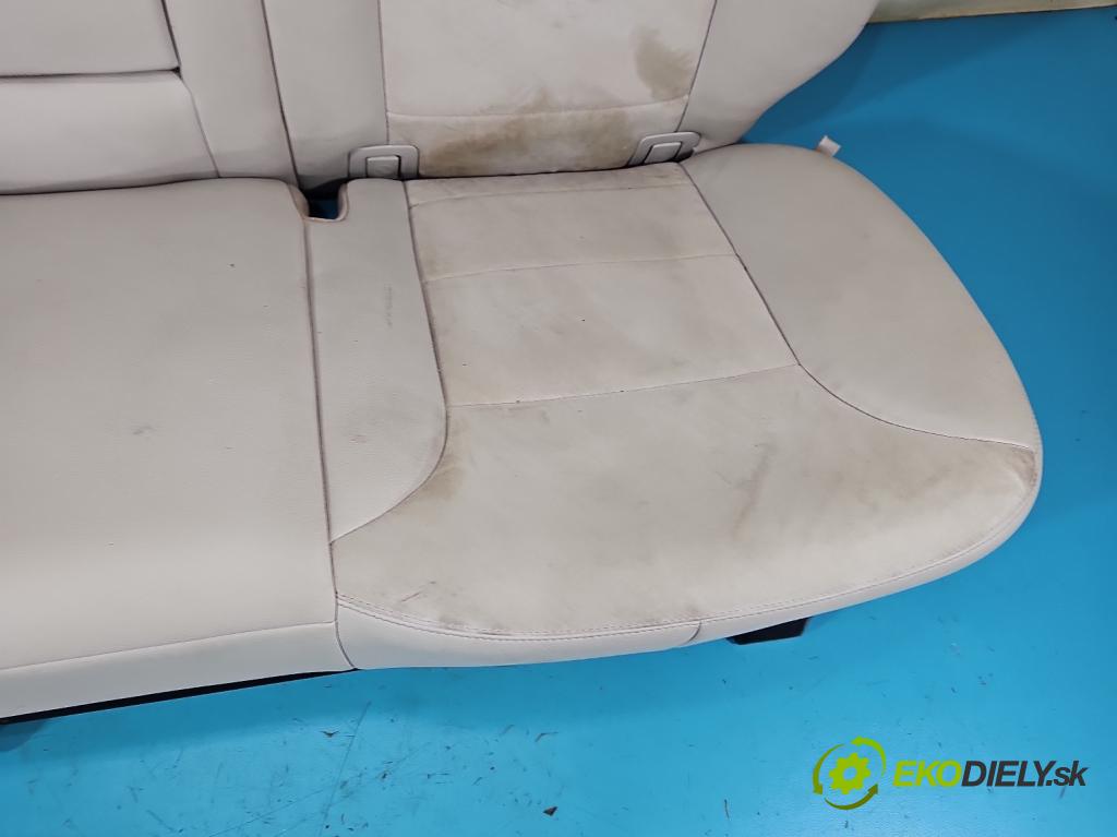 Mercedes ML W164 2005-2011 4.0 CDI 306KM automatic 225 kW 3996 cm3 5- sedačke: komplet