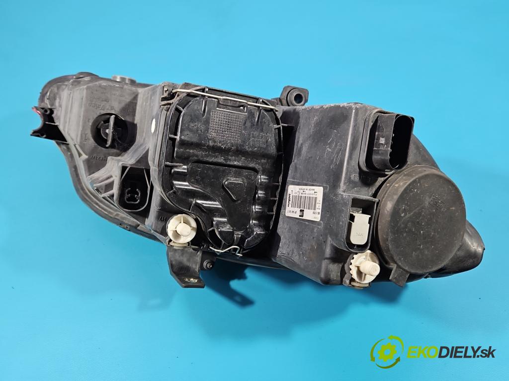 Seat Leon II 2005-2012 1.6 8V 102 hp manual 75 kW 1595 cm3 5- světlo levý 5P1941005C (Klika dveří ostatní)