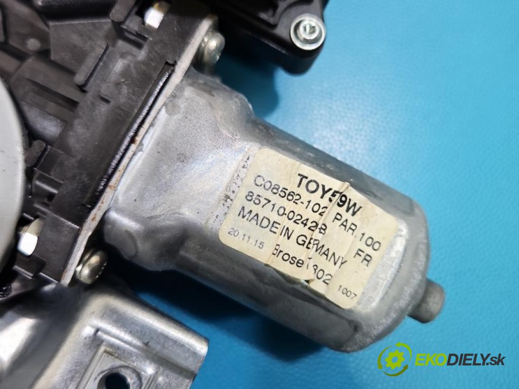 Toyota Auris II 2012-2018 1.6 16V 132 hp manual 97 kW 1598 cm3 5- mechanismus stahování přední pravý 85710-0242B