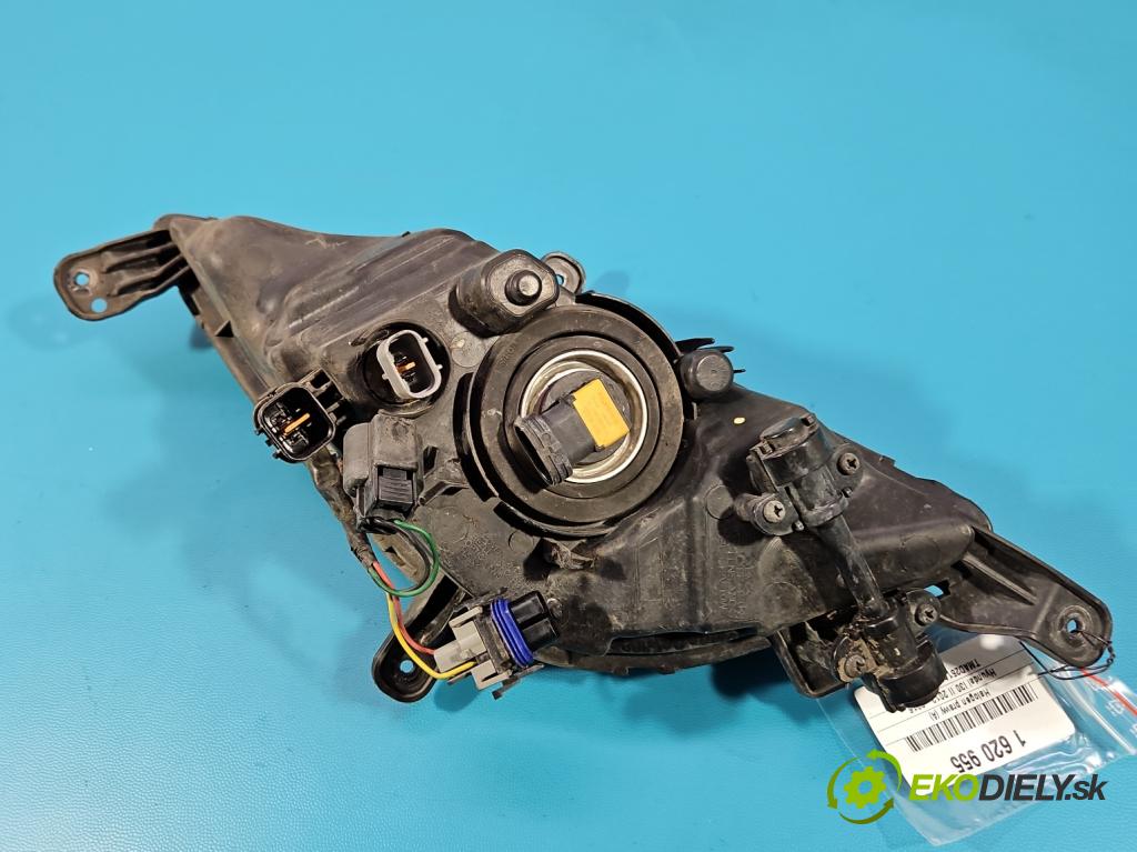 Hyundai I30 II 2012-2016 1.4 16V G4FA 99 HP manual 73 kW 1396 cm3 5- Halogen pravý 92202-A61 (Kľučka dverí ostatné)