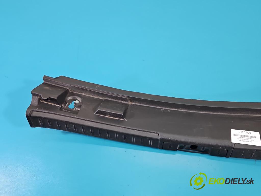 Toyota Auris II 2012-2018 1.6 16V 132 HP manual 97 kW 1598 cm3 5- kryt plast 58387-02190