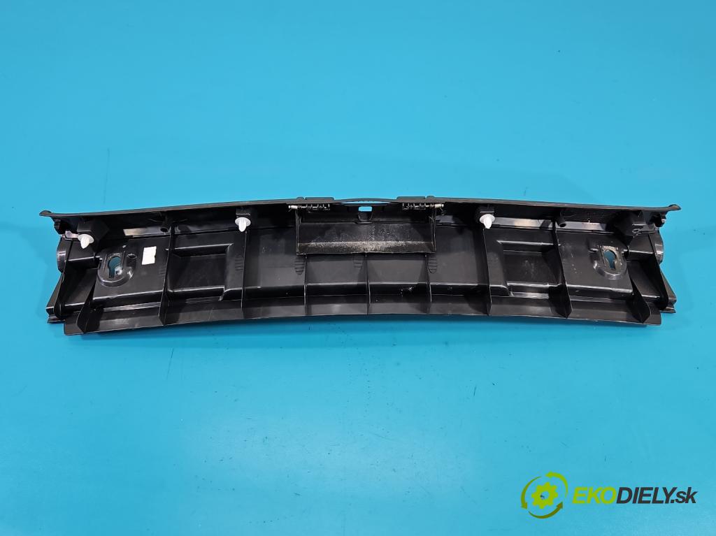 Toyota Auris II 2012-2018 1.6 16V 132 HP manual 97 kW 1598 cm3 5- kryt plast 58387-02190