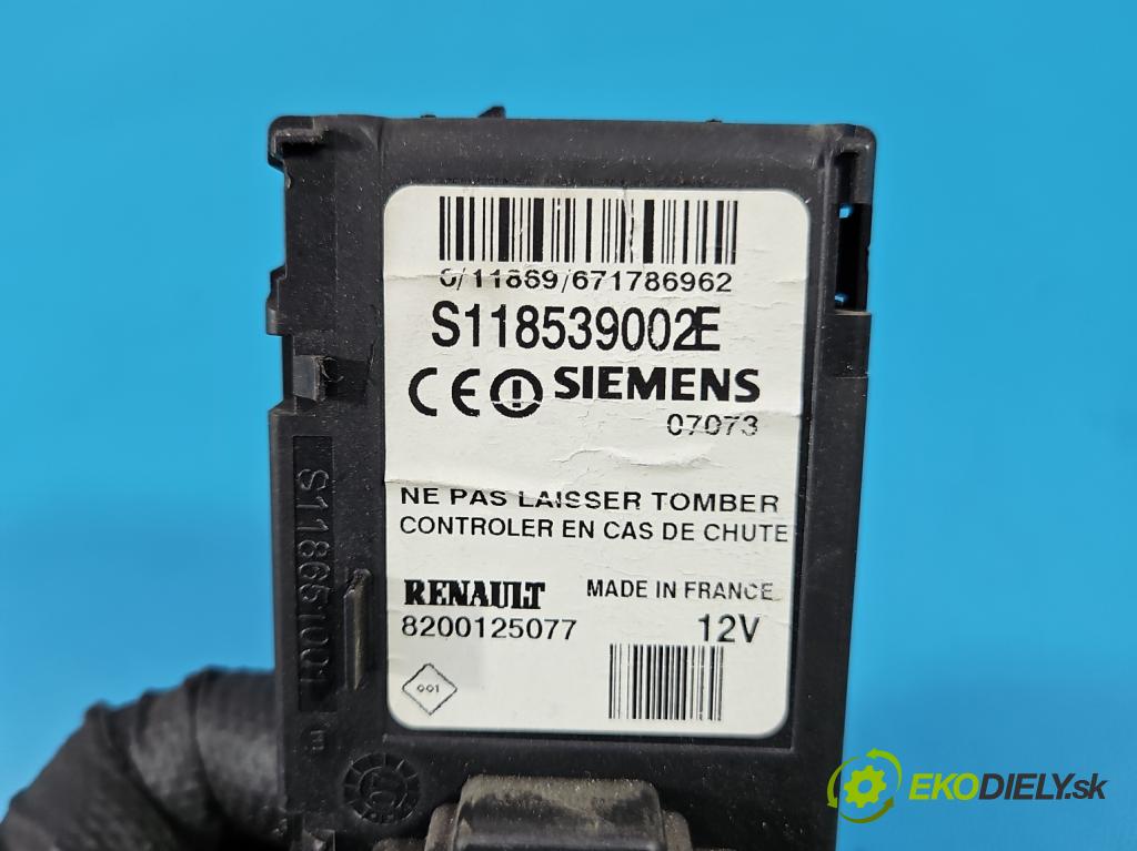 Renault Scenic II 2003-2009 1.9 dci 131 HP manual 96 kW 1870 cm3 5- Čitateľ: kárt 8200125077