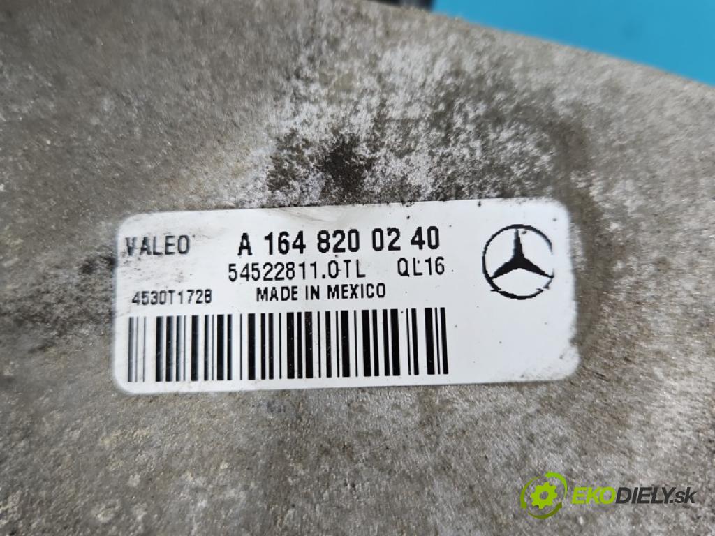 Mercedes ML W164 2005-2011 4.0 CDI 306KM automatic 225 kW 3996 cm3 5- motor stěračů přední A1648200240