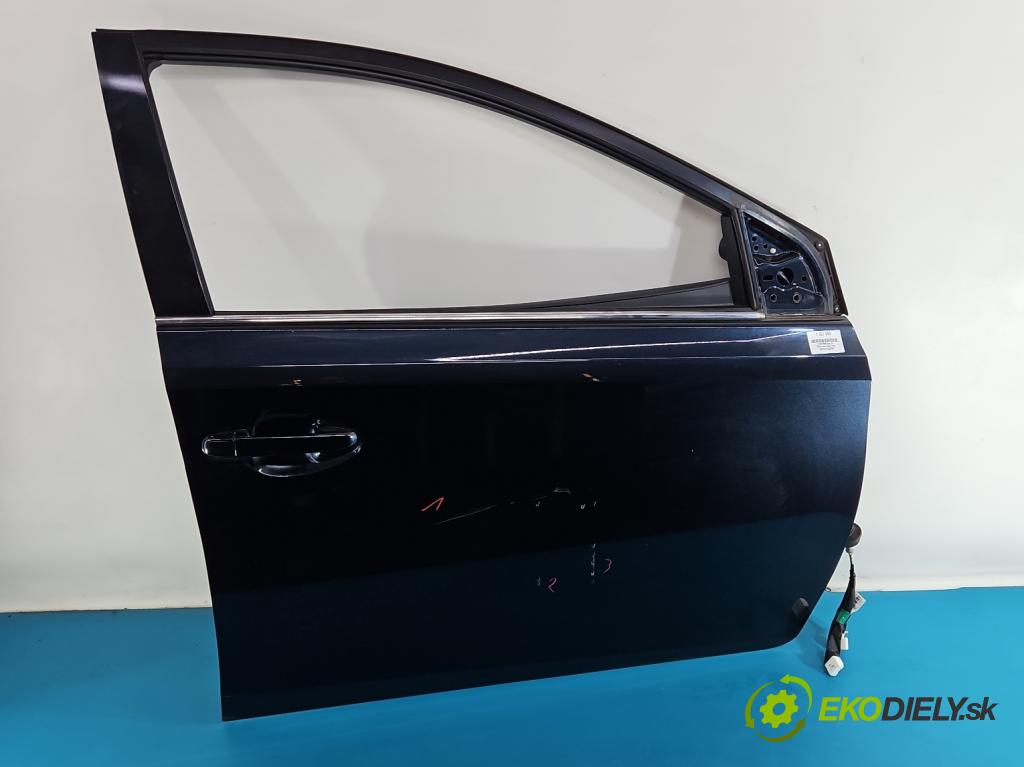 Toyota Auris II 2012-2018 1.6 16V 132 hp manual 97 kW 1598 cm3 5- dveře přední pravé  (Klika dveří ostatní)