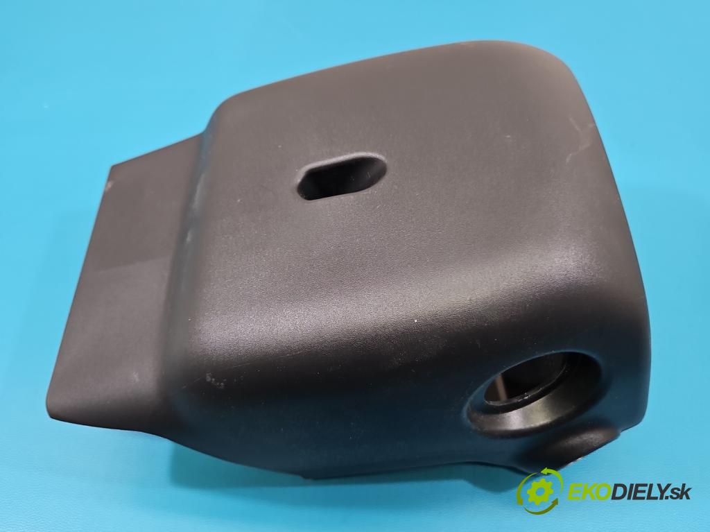 Toyota Yaris IV 2020- 1.5 12V 125 HP manual 92 kW 1490 cm3 5- kryt plast 45286-K0040