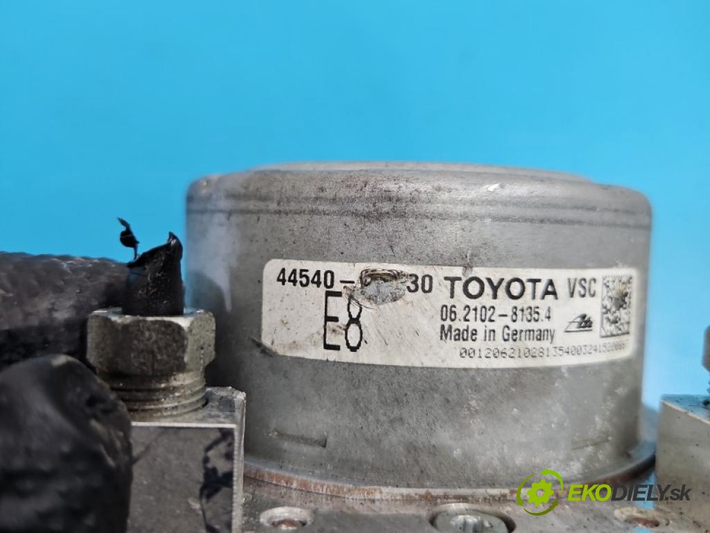 Toyota Yaris IV 2020- 1.5 12V 125 hp manual 92 kW 1490 cm3 5- čerpadlo abs 44540-0DB30 (Pumpa ABS)