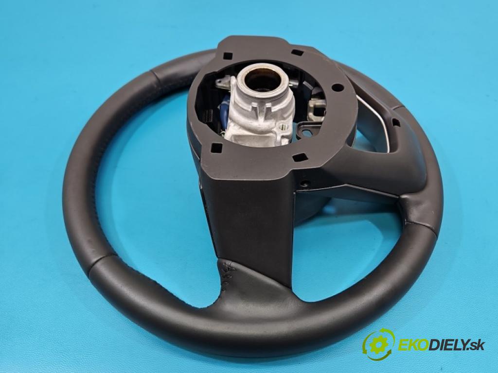 Toyota Yaris IV 2020- 1.5 12V 125 HP manual 92 kW 1490 cm3 5- volant  (Volant)