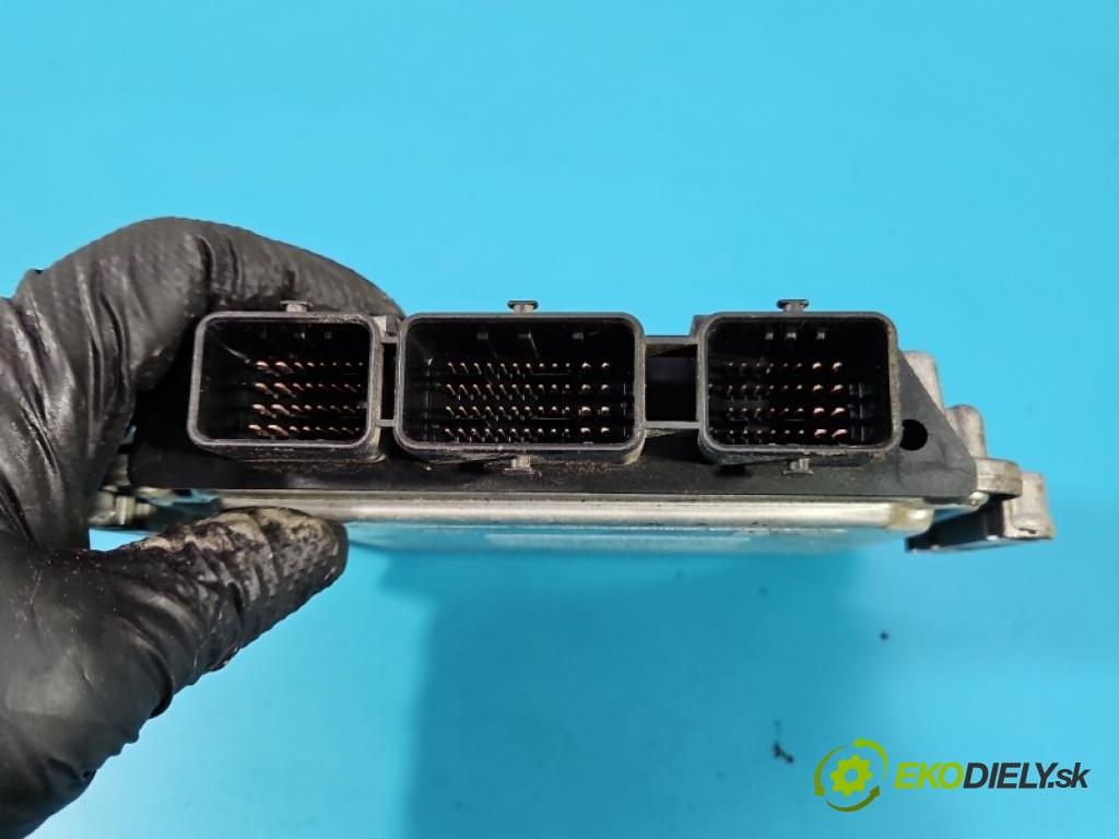 Renault Scenic II 2003-2009 1.9 dci 131 HP manual 96 kW 1870 cm3 5- riadiaca jednotka motora 0281013366
