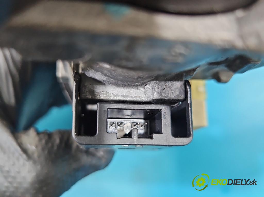 Toyota Auris II 2012-2018 1.6 16V 132  HP manual 97 kW 1598 cm3 5- Spínačka 89782-02010 (Spínacia skrinka)